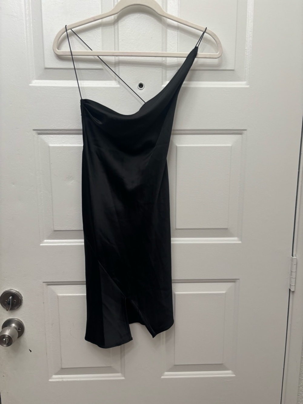 Rumours Elegant Black One-Shoulder Slip Dress with Thin Straps